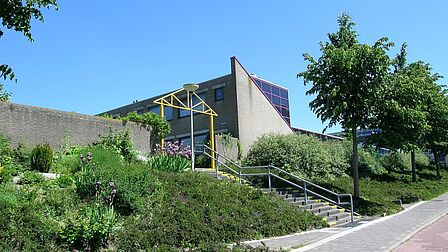 Woningen in het groen in de wijk Schenkel in Spijkenisse (Amerstraat).