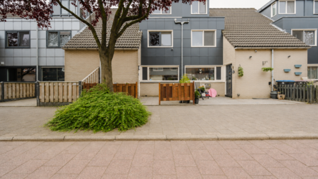 Rijwoning Haya van Someren Downerpad 15 in Spijkenisse.